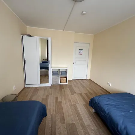 Bright & Peaceful Near Old Town Hostel