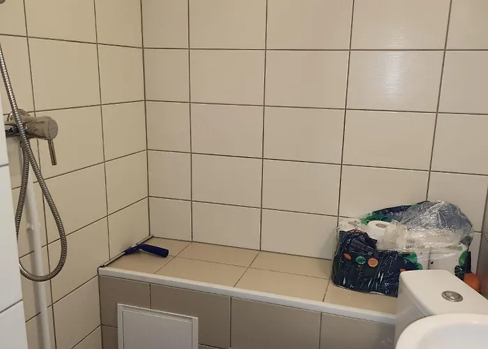 Гостевой дом Bright & Peaceful Near Old Town