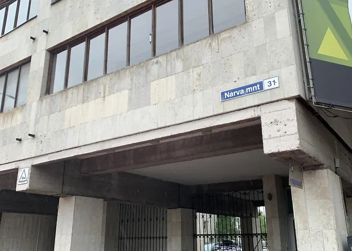 Bright & Peaceful Near Old Town Гостевой дом