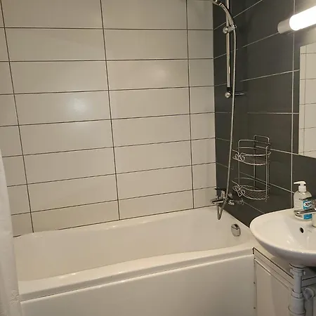 Shared Flat - Quiet Private